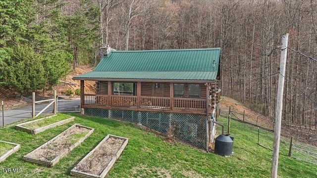 417 Charlie Hicks Road, Jonesborough, TN 37659