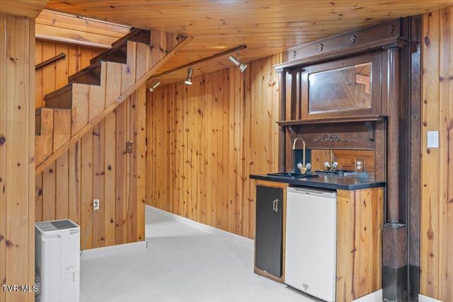 417 Charlie Hicks Road, Jonesborough, TN 37659