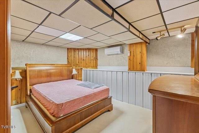 417 Charlie Hicks Road, Jonesborough, TN 37659