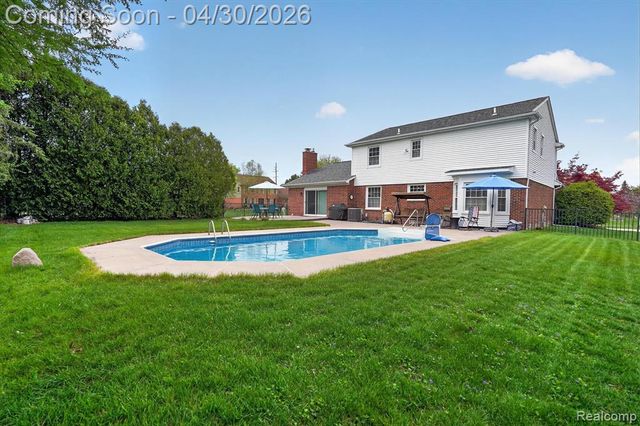 49333 Harvest Drive, Plymouth, MI 48170