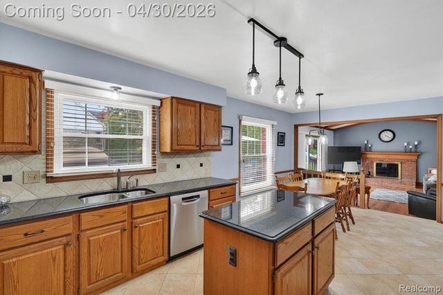 49333 Harvest Drive, Plymouth, MI 48170