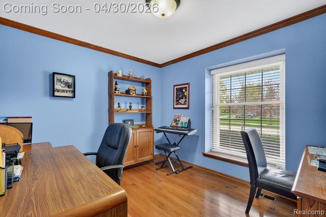49333 Harvest Drive, Plymouth, MI 48170