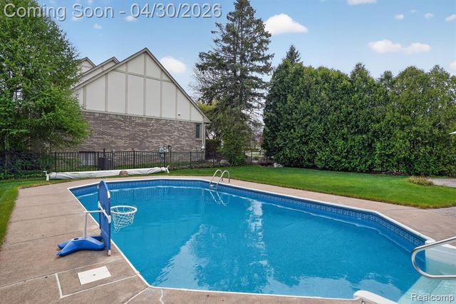 49333 Harvest Drive, Plymouth, MI 48170