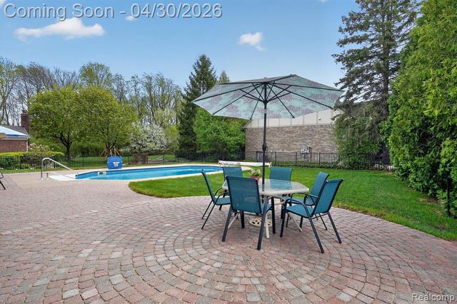 49333 Harvest Drive, Plymouth, MI 48170