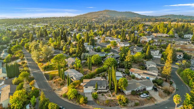2841 Montebello Way, Cameron Park, CA 95682