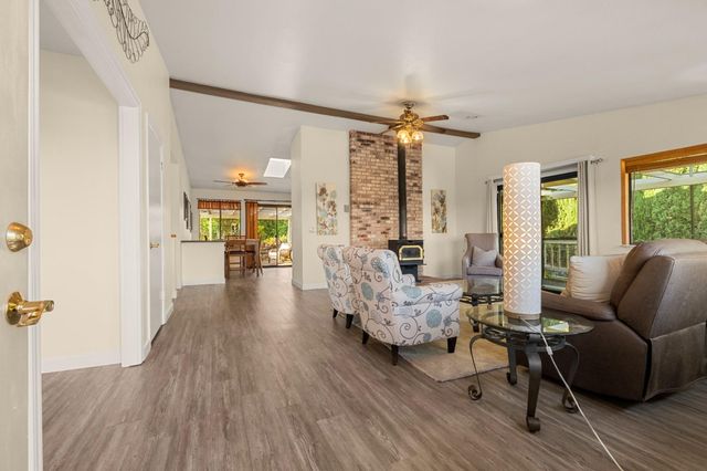 2841 Montebello Way, Cameron Park, CA 95682