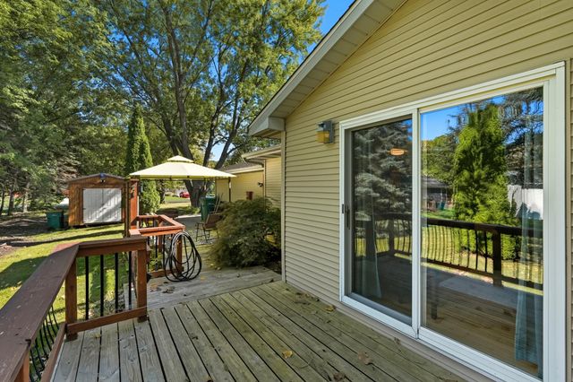 2325 Drop Anchor Drive, Crown Point, IN 46307