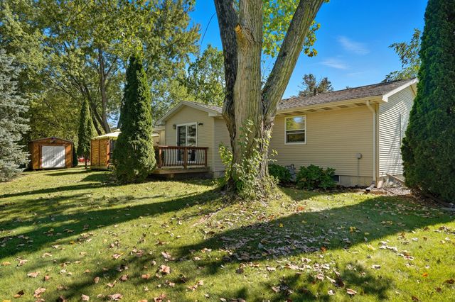 2325 Drop Anchor Drive, Crown Point, IN 46307