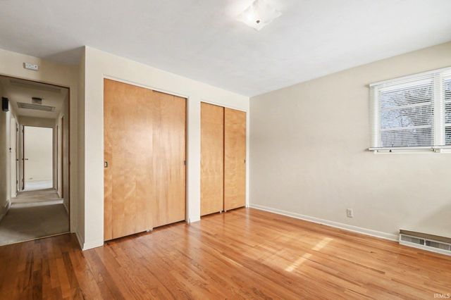 57102 Alan Road, South Bend, IN 46619