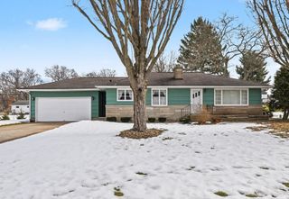 57102 Alan Road, South Bend, IN 46619