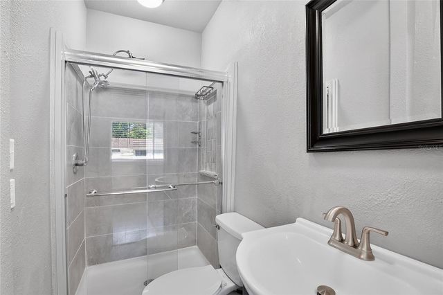 212 W GENESEE STREET, Tampa, FL 33603