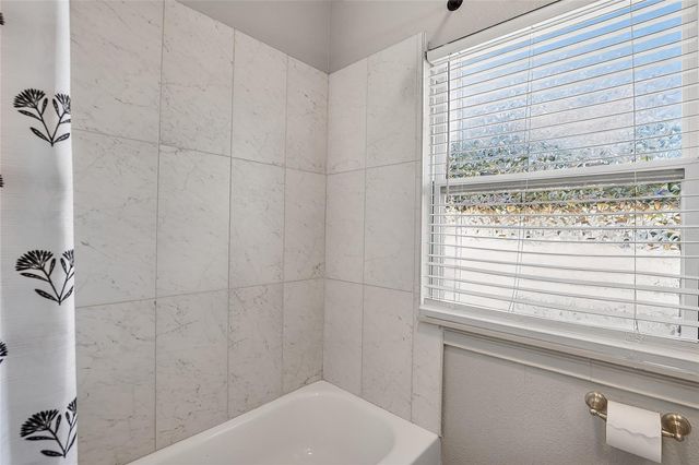 212 W GENESEE STREET, Tampa, FL 33603