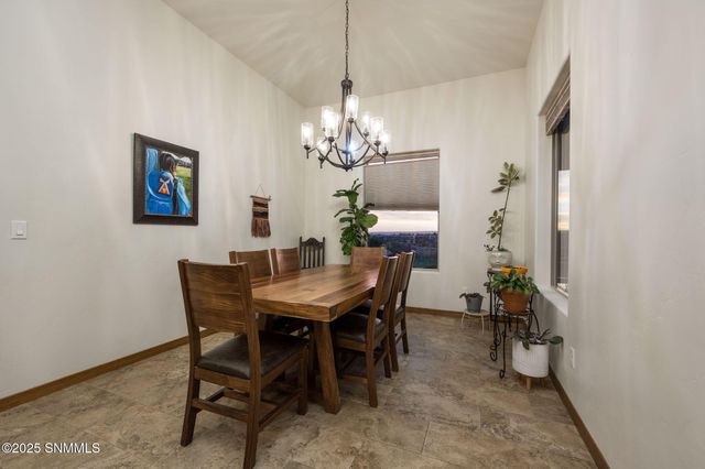 102 Sitka Deer Street, Las Cruces, NM 88007