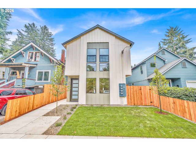 3940 Se IVON St, Portland, OR 97202