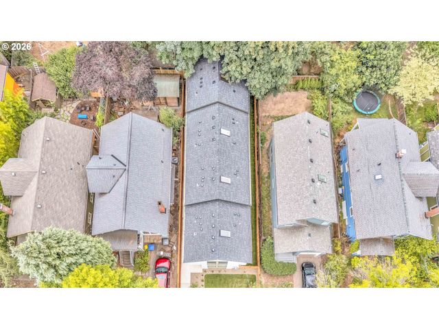 3940 Se IVON St, Portland, OR 97202