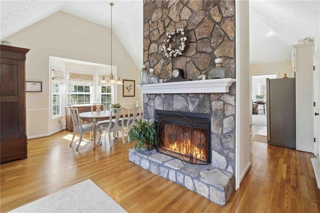 503 Falls Way, Woodstock, GA 30188