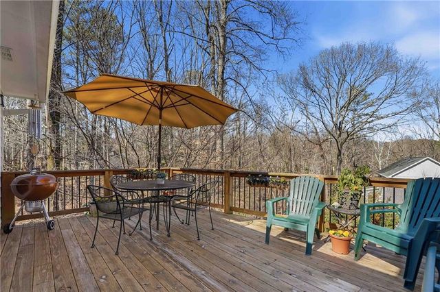 503 Falls Way, Woodstock, GA 30188