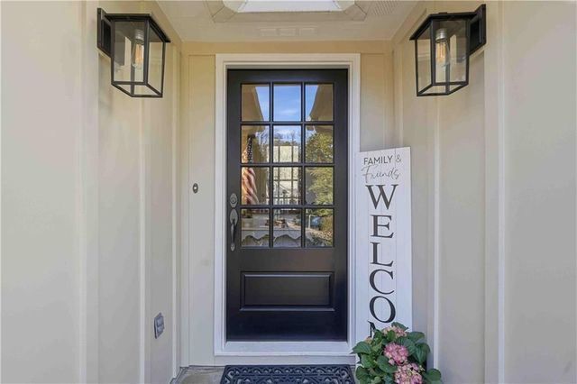 503 Falls Way, Woodstock, GA 30188