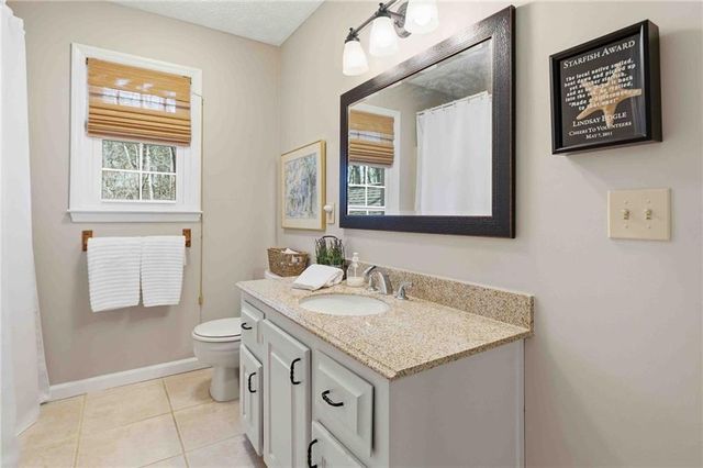 503 Falls Way, Woodstock, GA 30188