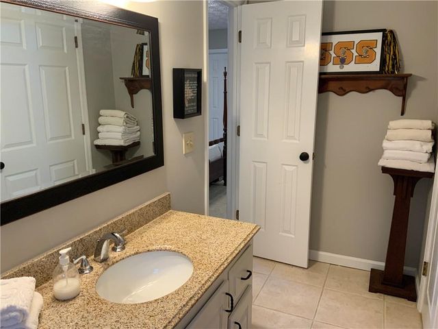 503 Falls Way, Woodstock, GA 30188