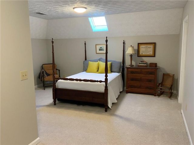 503 Falls Way, Woodstock, GA 30188