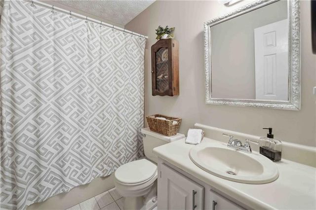 503 Falls Way, Woodstock, GA 30188