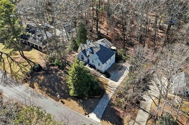 503 Falls Way, Woodstock, GA 30188