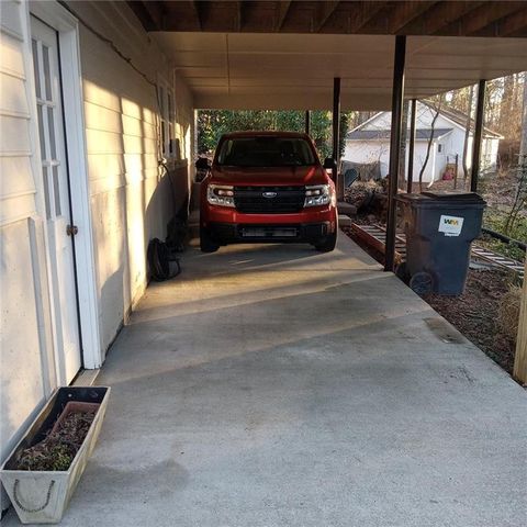 503 Falls Way, Woodstock, GA 30188