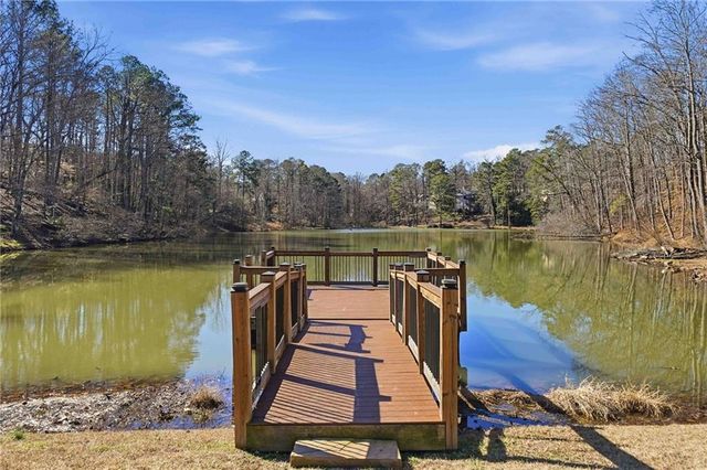 503 Falls Way, Woodstock, GA 30188