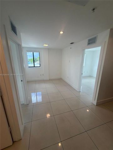 821 SW 18th Ave 304, Miami, FL 33135