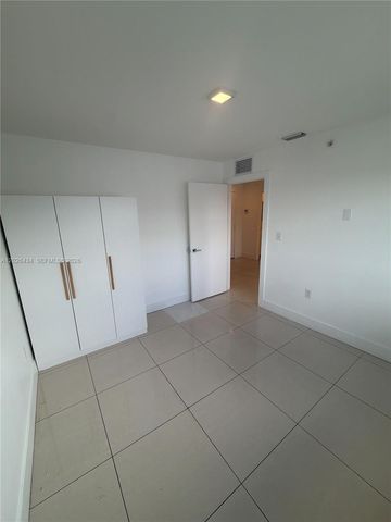 821 SW 18th Ave 304, Miami, FL 33135