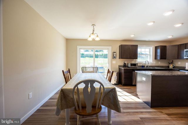 812 DUCKWOODS LN, Martinsburg, WV 25403