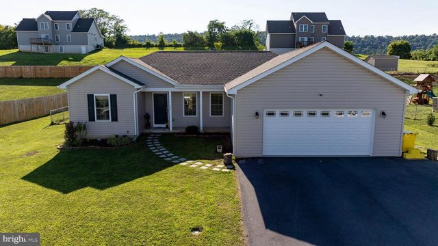 812 DUCKWOODS LN, Martinsburg, WV 25403