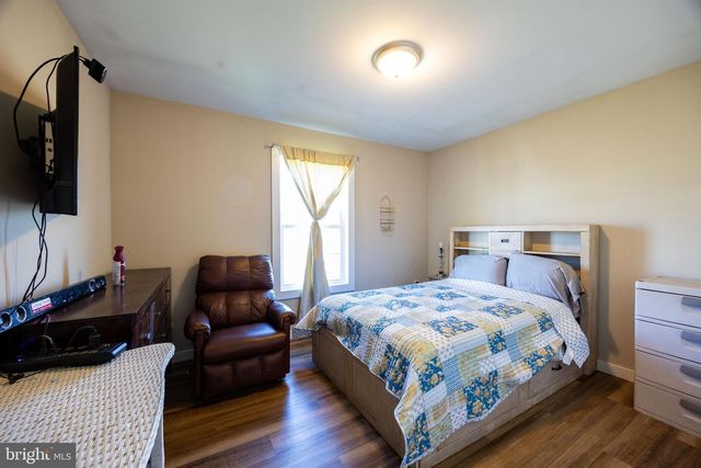 812 DUCKWOODS LN, Martinsburg, WV 25403
