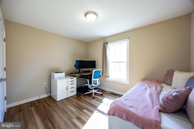 812 DUCKWOODS LN, Martinsburg, WV 25403