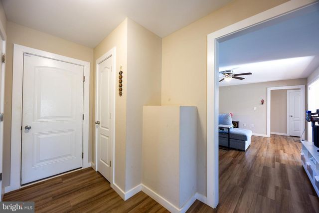 812 DUCKWOODS LN, Martinsburg, WV 25403