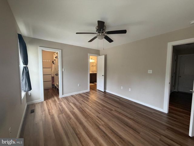 812 DUCKWOODS LN, Martinsburg, WV 25403