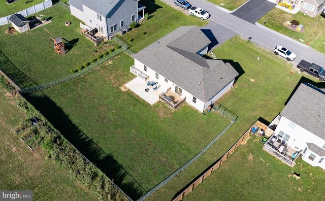 812 DUCKWOODS LN, Martinsburg, WV 25403