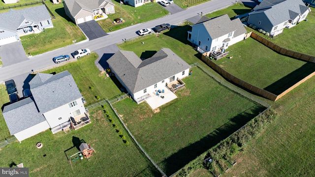 812 DUCKWOODS LN, Martinsburg, WV 25403