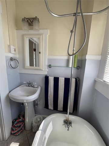 810 22ND AVENUE N 2, St Petersburg, FL 33704