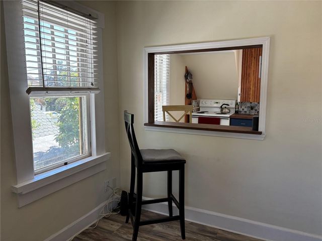 810 22ND AVENUE N 2, St Petersburg, FL 33704