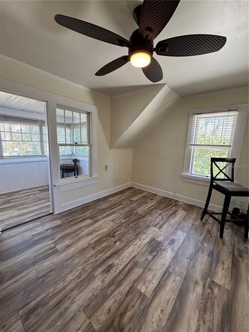 810 22ND AVENUE N 2, St Petersburg, FL 33704