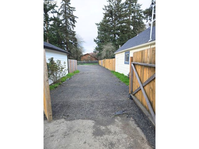 Ne 122nd, Portland, OR 97203