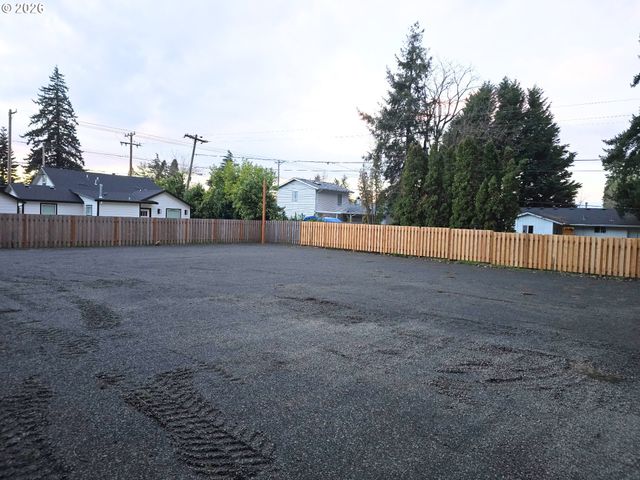 Ne 122nd, Portland, OR 97203