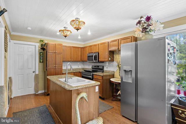 367 NORTHERN SPY DR, Linden, VA 22642
