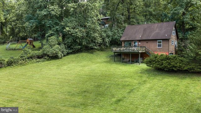 367 NORTHERN SPY DR, Linden, VA 22642