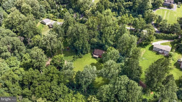 367 NORTHERN SPY DR, Linden, VA 22642