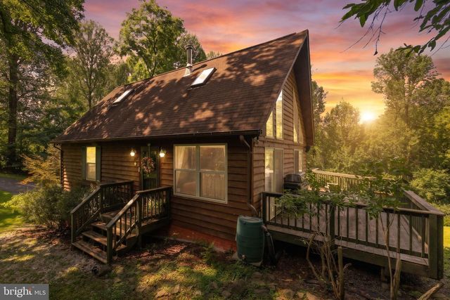 367 NORTHERN SPY DR, Linden, VA 22642