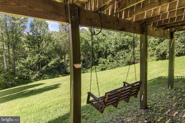 367 NORTHERN SPY DR, Linden, VA 22642