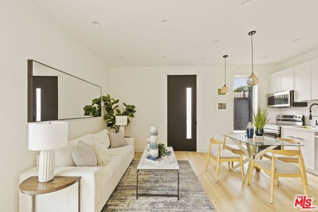2370 Kelton Avenue, Los Angeles, CA 90064